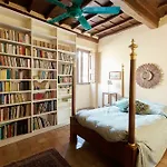 Rsh Campo De\' Fiori Apartments